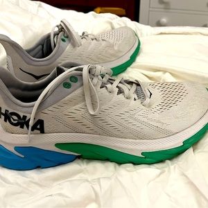 Men’s HOKA Clifton shoes size 10